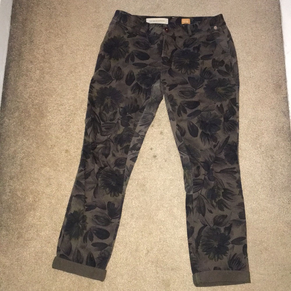 Pilcro & the letter press floral cropped pants